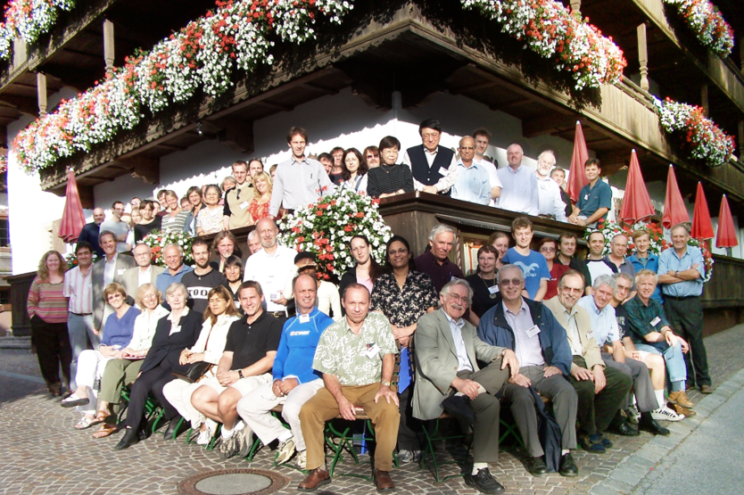 Large 2005 group photo